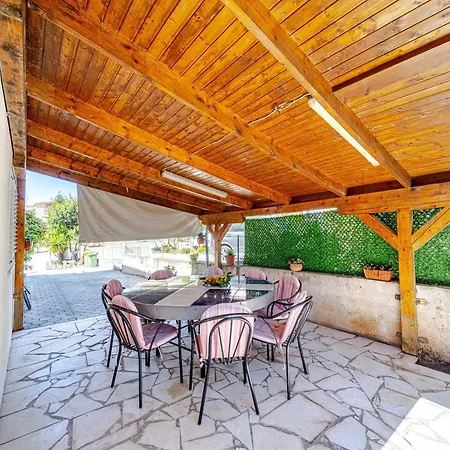 Apartamento By The Sea - Perna, Peljesac - 4629 Kuciste