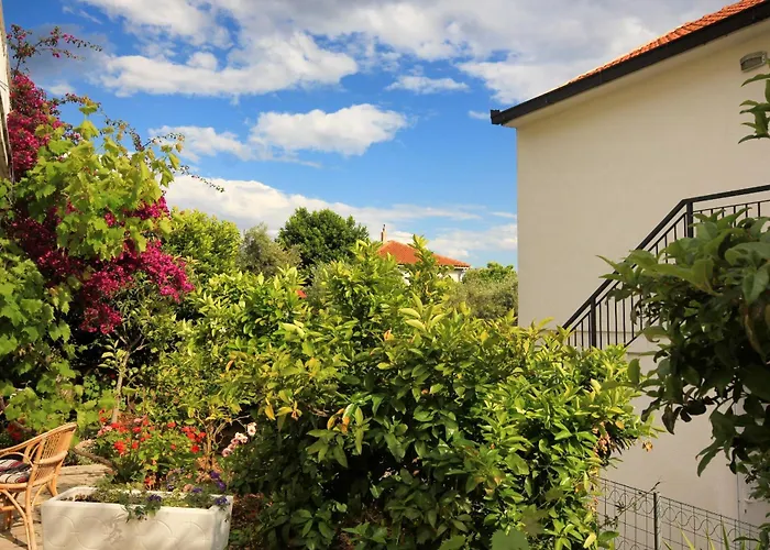 By The Sea - Perna, Peljesac - 4629 库希斯特