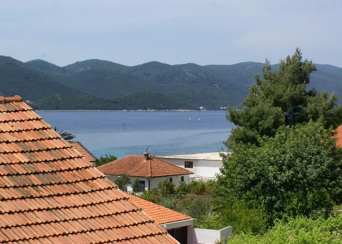 By The Sea - Perna, Peljesac - 4629 * 库希斯特